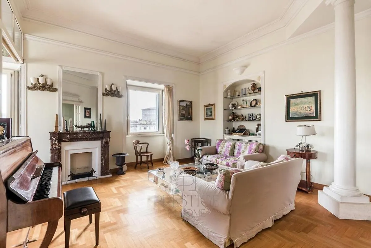 New! Una Finestra Su San Pietro Rome 0*,  Italy